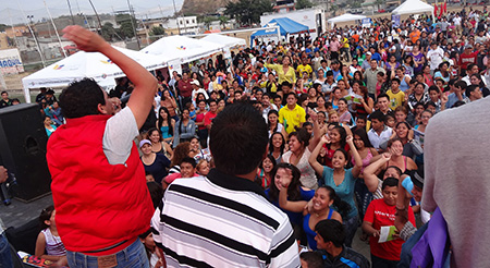 DUR N VIVI LA FIESTA DE LA CARAVANA HABLA SERIO Ministerio de