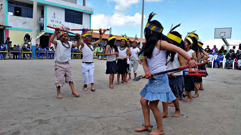 En Cangahua se celebra la Navidad con la Caravana Art stica Da