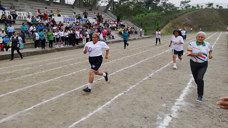 Usuarios Del Mies Participan En Las Primeras Olimpiadas Para Adultos Mayores Ministerio De 5575